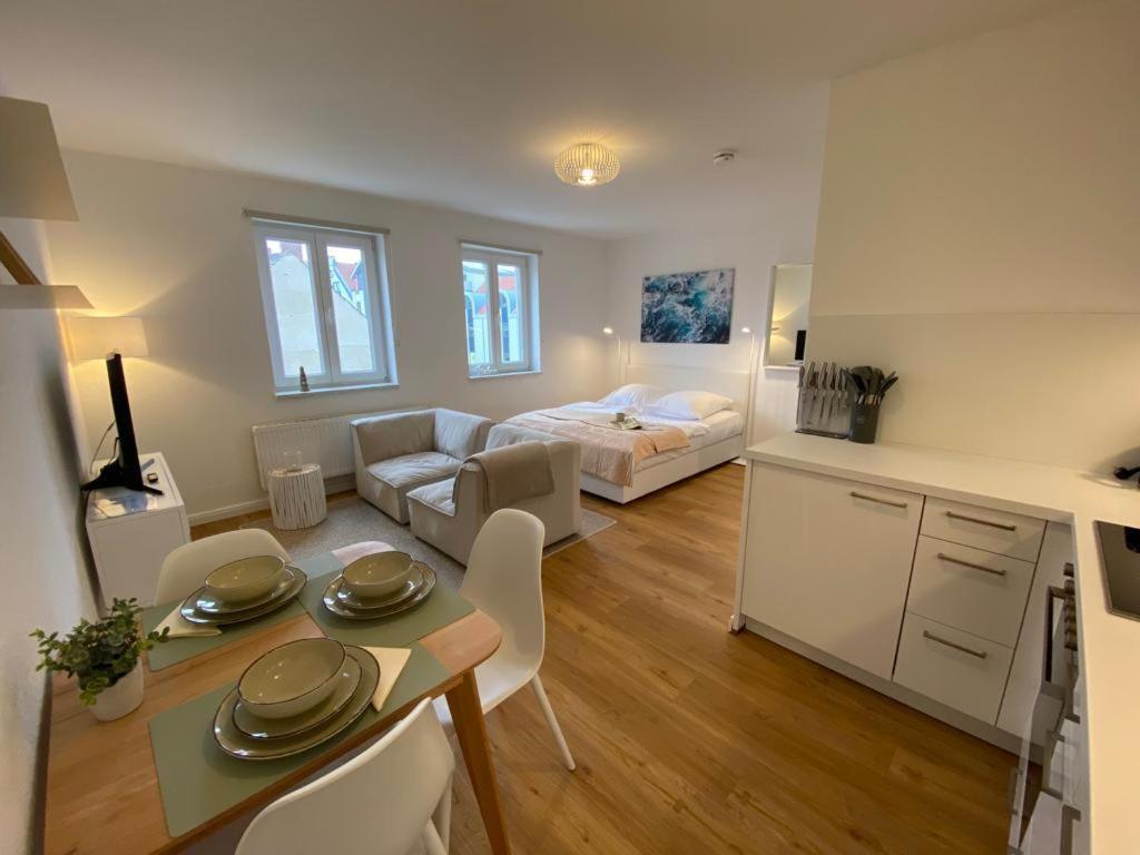 Smultron Apartment Altstadt Висмар Экстерьер фото